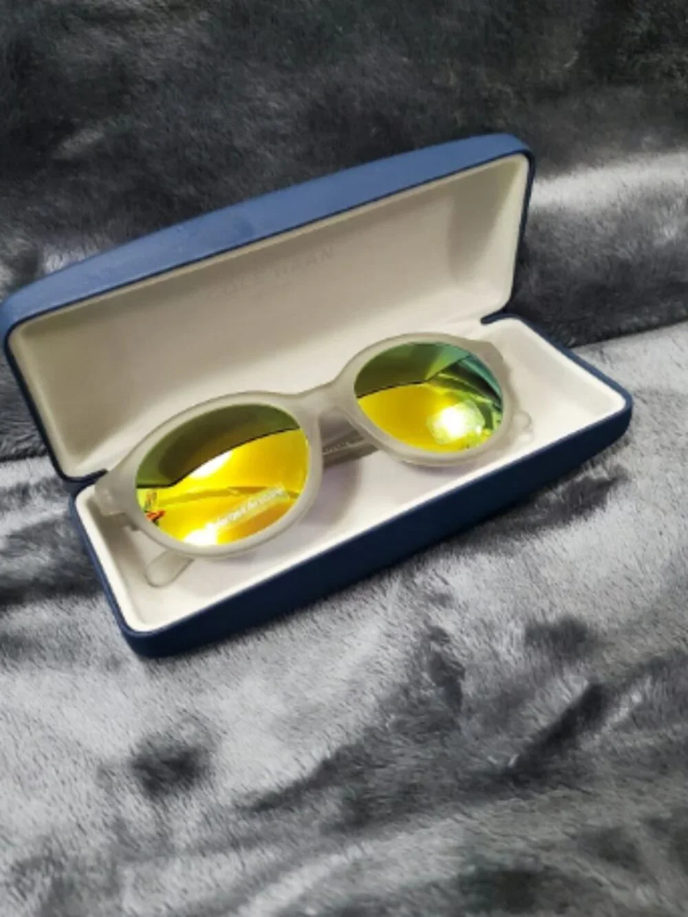 Cole Haan grey translucent Yellow Polarized Women's Sunglasses NWT in Box